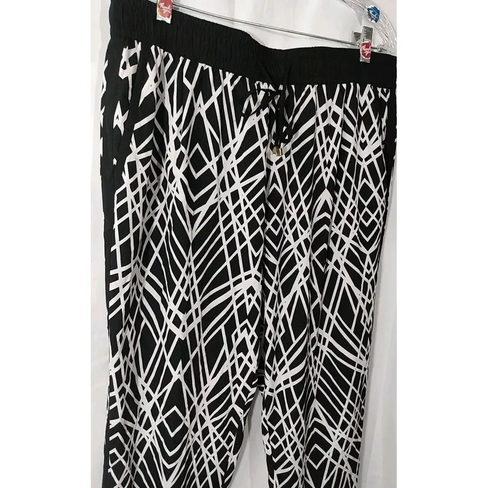 Calvin Klein Women Black White pull on lightweight casual‎ pants Size Large